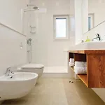 펜션 Beautiful Home In Veliko Brdo *