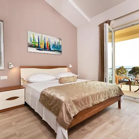 Vikendica Gorgeous In Veliko Brdo Makarska