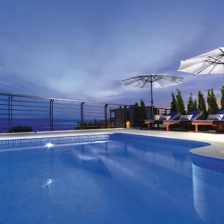 Vikendica Gorgeous In Veliko Brdo Makarska